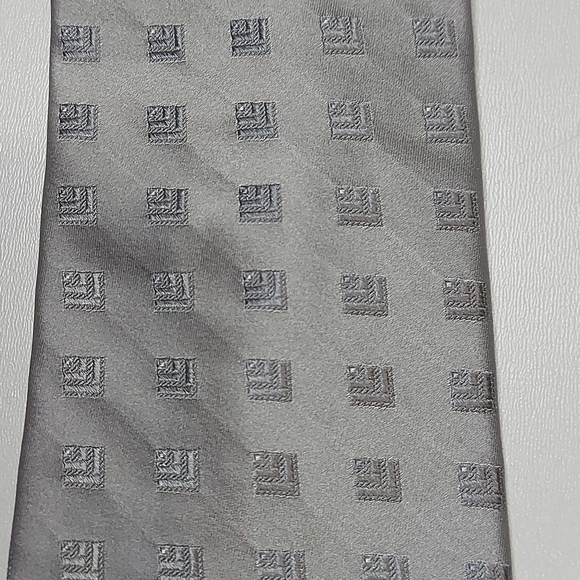 DKNY Tie NWT Originally (39.50 USD) - Picture 6 of 8